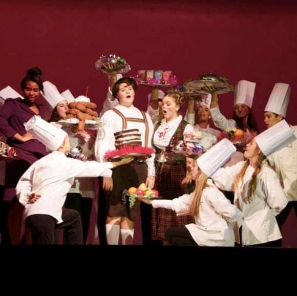 Meet your Posher, Elizabeth - Picture 10 of 10